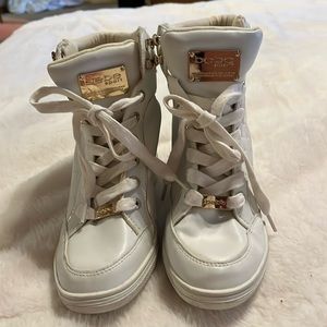 Bebe Sport Calissa Hidden Heel High Top Tennis Shoe Womens Sz 8